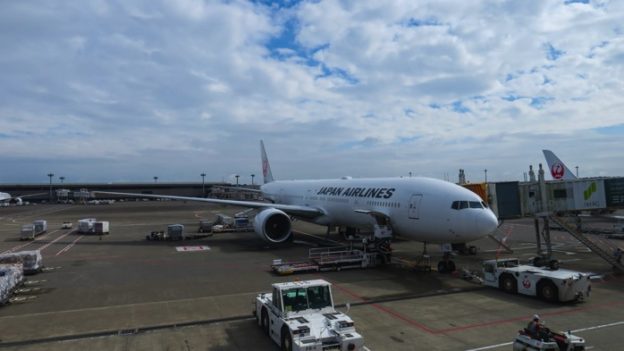 JAL 日本航空(JL006便)ビジネスクラス搭乗記 成田-ニューヨークJFK 777-300（JAL SKY SUITE）